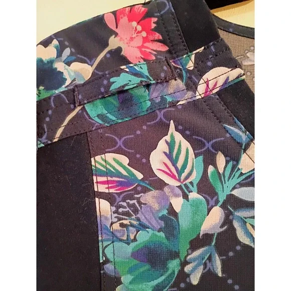 Cherokee‎ iFlex Women's Floral V Neck Scrub Top Short Sleeve Navy M - Picture 5 of 7